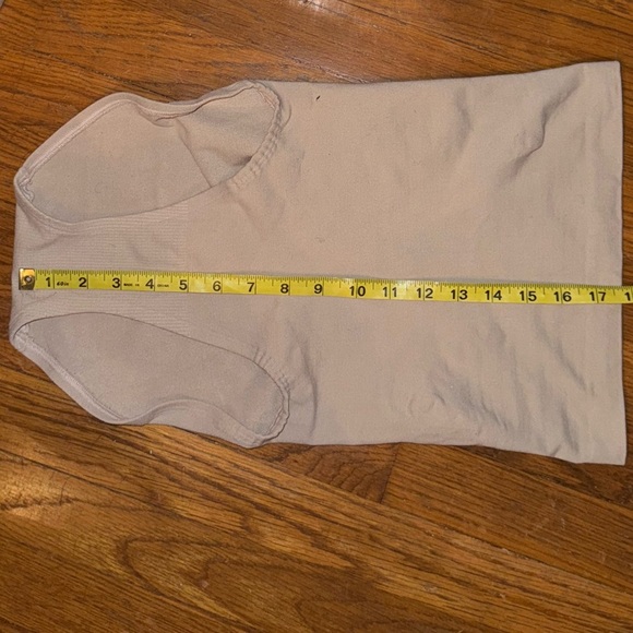 Hanes tan beige slim nude beige slimming underwear corset XL bodysuit Shapewear - Picture 1 of 2